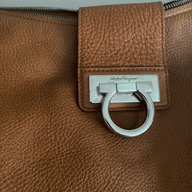 Bolsa Salvatore Ferragamo Fanisa Caramelo