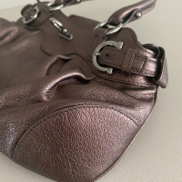 Bolsa Salvatore Ferragamo Marisa Mini Metalizada