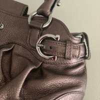 Bolsa Salvatore Ferragamo Marisa Mini Metalizada