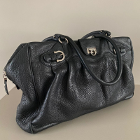 Bolsa Salvatore Ferragamo Shoulder Preta