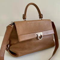 Bolsa Salvatore Ferragamo Sofia Caramelo