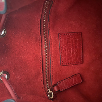 Bolsa Valentino Rockstud Drawstring Vermelha