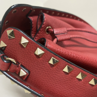 Bolsa Valentino Rockstud Drawstring Vermelha