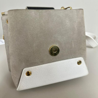 Bolsa Yuzefi Delila Suede Cinza 