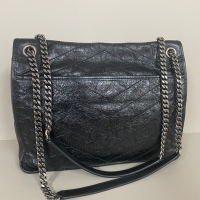 Bolsa Yves Saint Laurent Niki Preta
