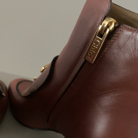 Bota Chloé Couro Marrom