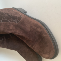 Bota Gucci GG Suede Marrom