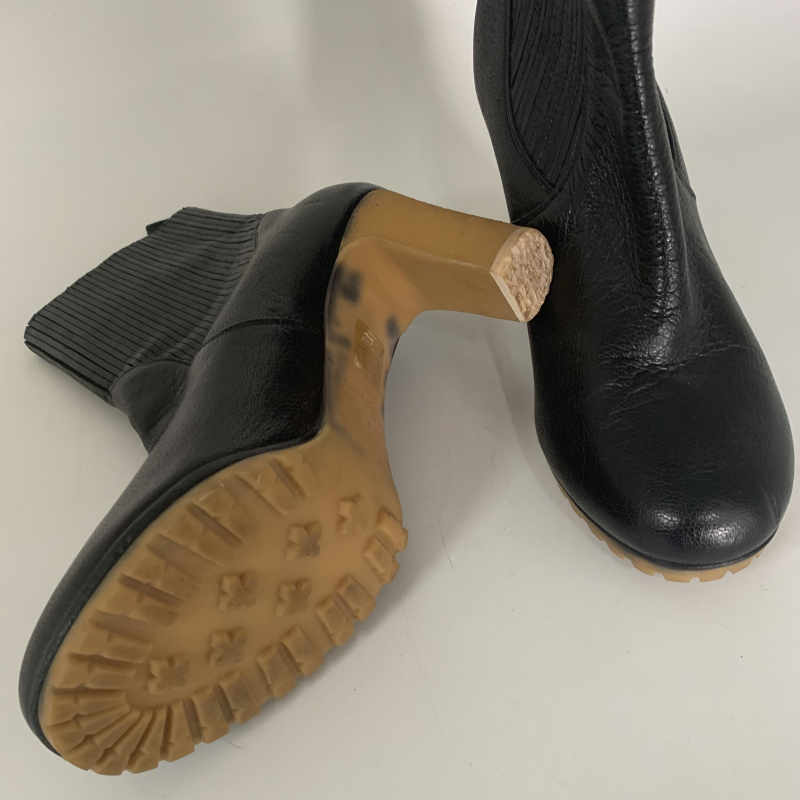 Bota Gucci Couro Preta Sola Tratorada Bota Gucci Couro Preta Sola Tratorada
