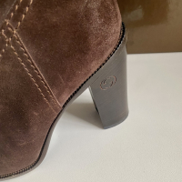 Bota Gucci Suede Marrom Cano Longo