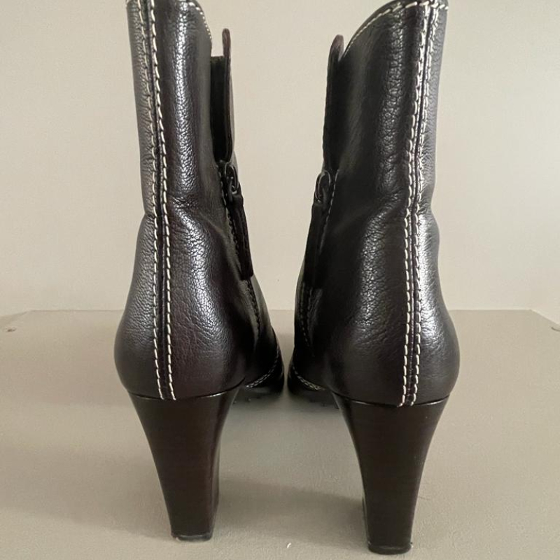 Bota Tod's Marrom Café Presponto Branco 37