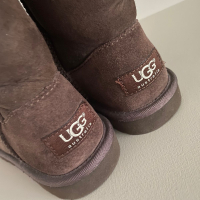 Bota Ugg Infantil Marrom 29