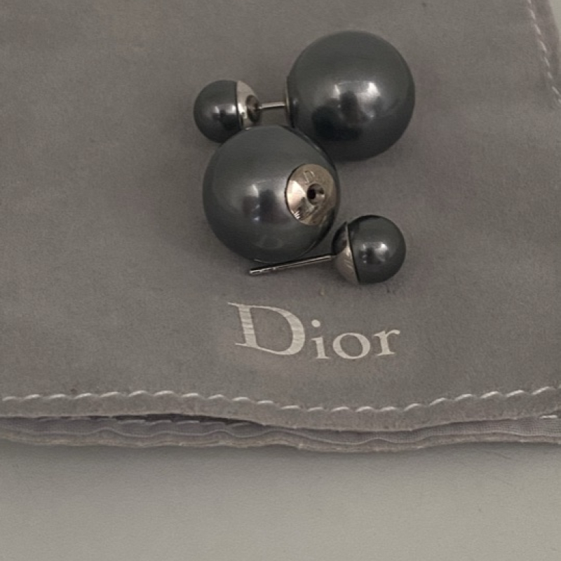 Brinco Christian Dior Tribales Cinza Chumbo Brinco Christian Dior Tribales Cinza Chumbo