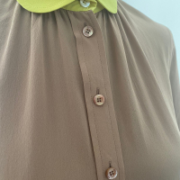 Camisa Gucci Seda Nude Gola Amarela - 36