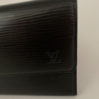 Carteira Louis Vuitton Epi Preta