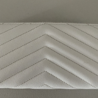 Carteira Yves Saint Laurent Monograma Couro Off-White - Nunca usada