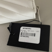 Carteira Yves Saint Laurent Monograma Couro Off-White - Nunca usada