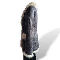 Casaco Prada Couro Cinza - Pelo de Carneiro - 38