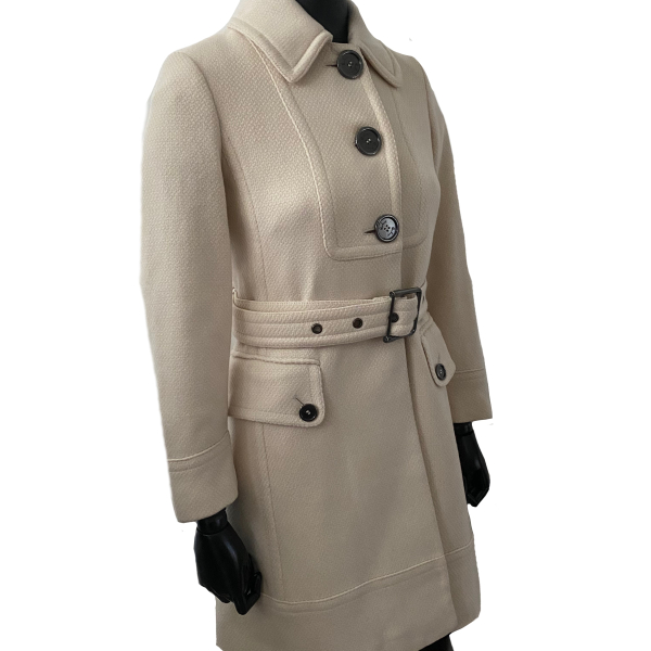 Casaco Sobretudo Burberry Lã Off- White  Casaco Sobretudo Burberry Lã Off- White