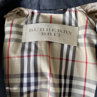Casaco Trench Burberry Gabardine Preta