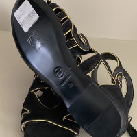Sandália Chanel Black/Gold Suede Gladiator - 37