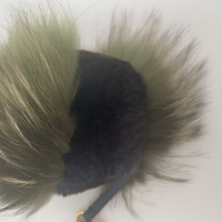 Charm Fendi Pom Pom Azul C/ Verde
