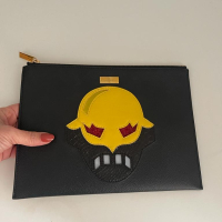 Clutch Stella Mc Cartney Superheros Preta