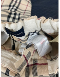 burberry etiqueta infantil