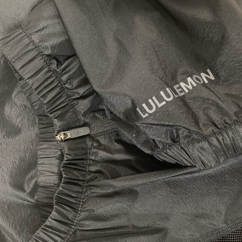 Jaqueta Lululemon Nylon Preta