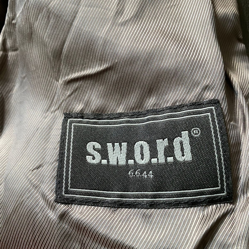 Jaqueta s.w.o.r.d couro chumbo-40