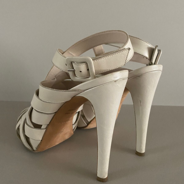 Sandália Hermès Off White - 37