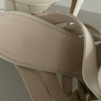 Sandália Hermès Off White - 38