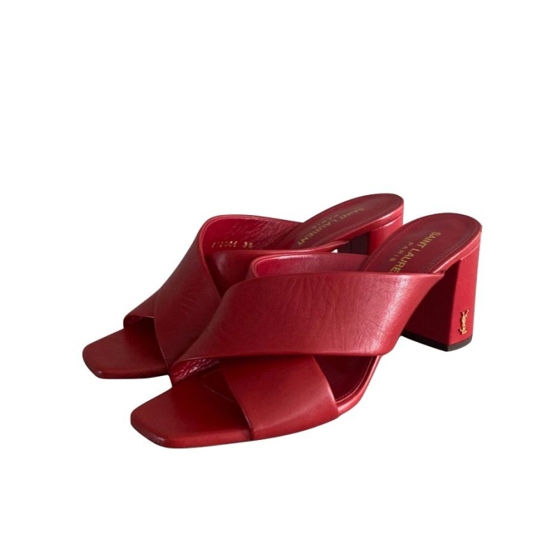 Mule Yves Saint Laurent Loulou Vermelha-37