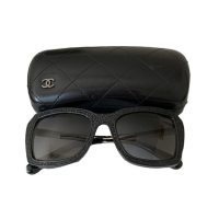 Óculos Chanel Embellished Preto 6047