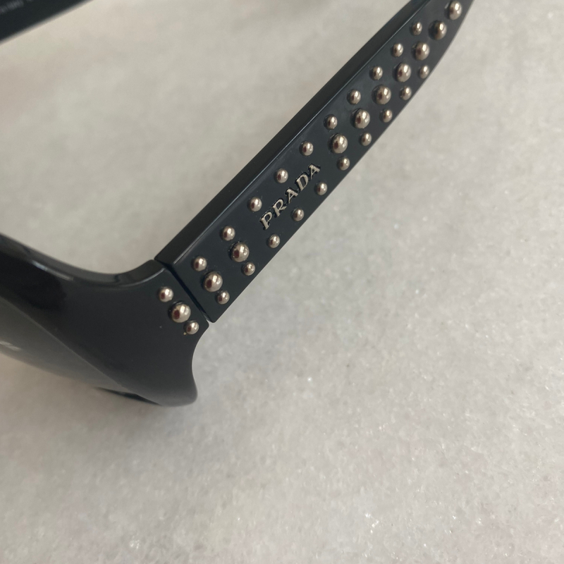 Óculos Prada Embellished Preto - SPR04M 6015 