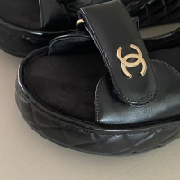Papete Chanel Preta 2021 Interlocking CC Logo 38