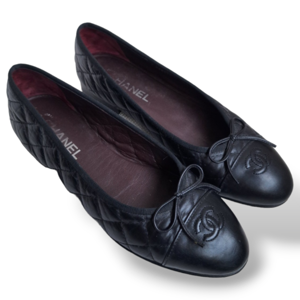 Sapatilha Chanel CC Cap Toe Preta Matelassê -37