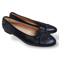 Sapatilha Chanel CC Cap Toe Preta-37