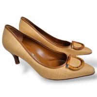 Scarpin Salvatore Ferragamo Palha Bege-38