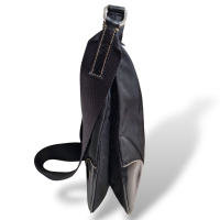 Bolsa Prada Messenger Nylon preta