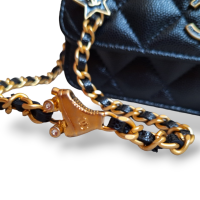 Bolsa Chanel Wallet On Chain Caviar Preta com Ferragem Gold e Strass