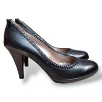 Scarpin Salvatore Ferragamo Preto com laço-36