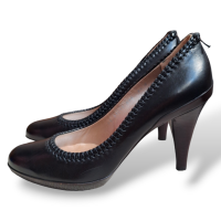 Scarpin Salvatore Ferragamo Preto com laço-36
