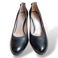 Scarpin Salvatore Ferragamo Preto com laço-36