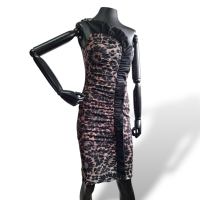Vestido Diane Von Furstenberg Preto com Rosa-36