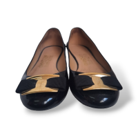 Sapatilha Salvatore Ferragamo Preta-35