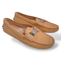 Mocassim Tod's Nude com Fivela Prata-37