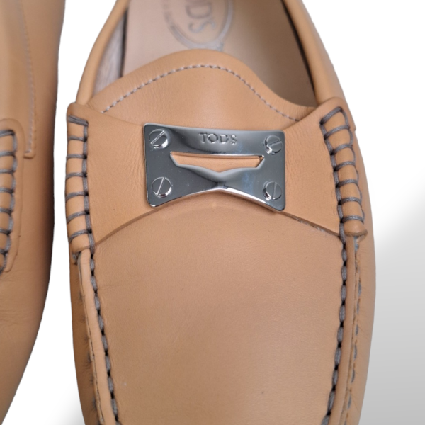 Mocassim Tod's Nude Fivela Prata - 37