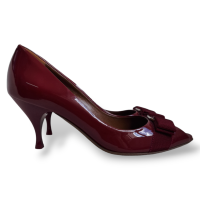 Peep Toe Salvatore Ferragamo em Couro Vinho-37