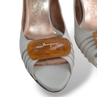 Peep Toe Salvatore Ferragamo Bege - 33
