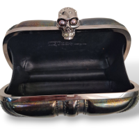 Clutch Alexander Mcqueen Skull Box Verniz Furta-Cor 